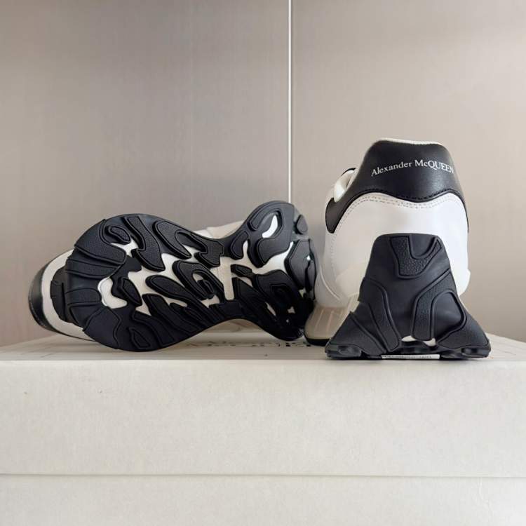 Picture of Alexander McQueen Shoes _SKUAlexanderMcQueensz35-45h1004221